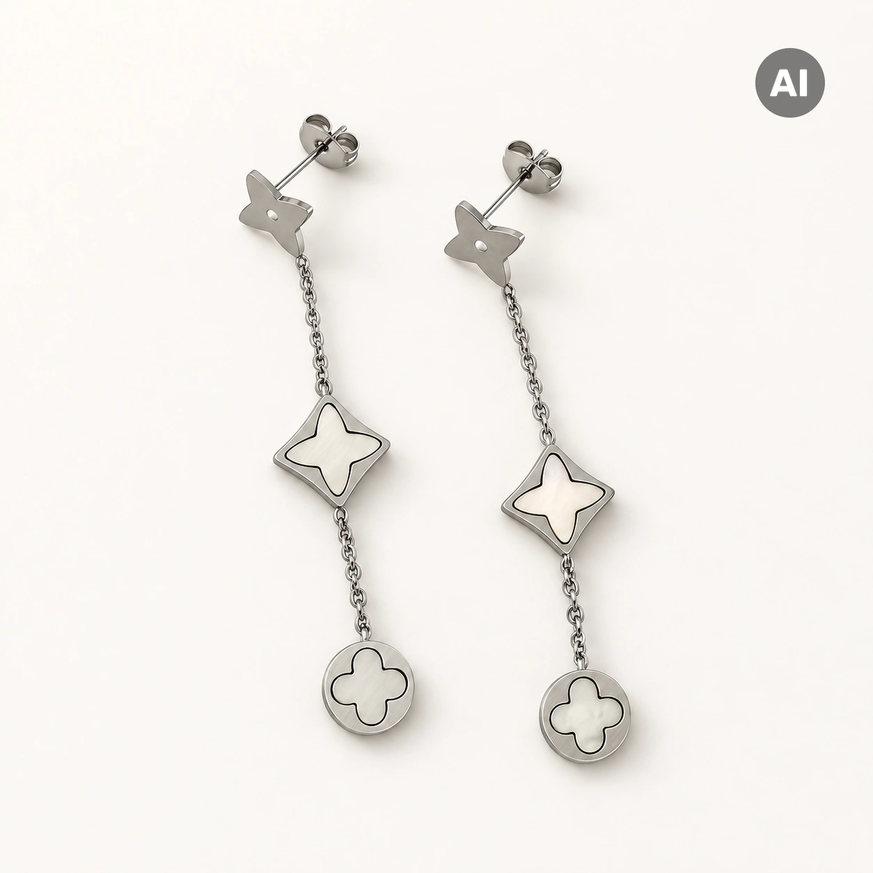 Ohrstecker mit Stern und Kleeblatt-Anhänger an Kette, silberfarben