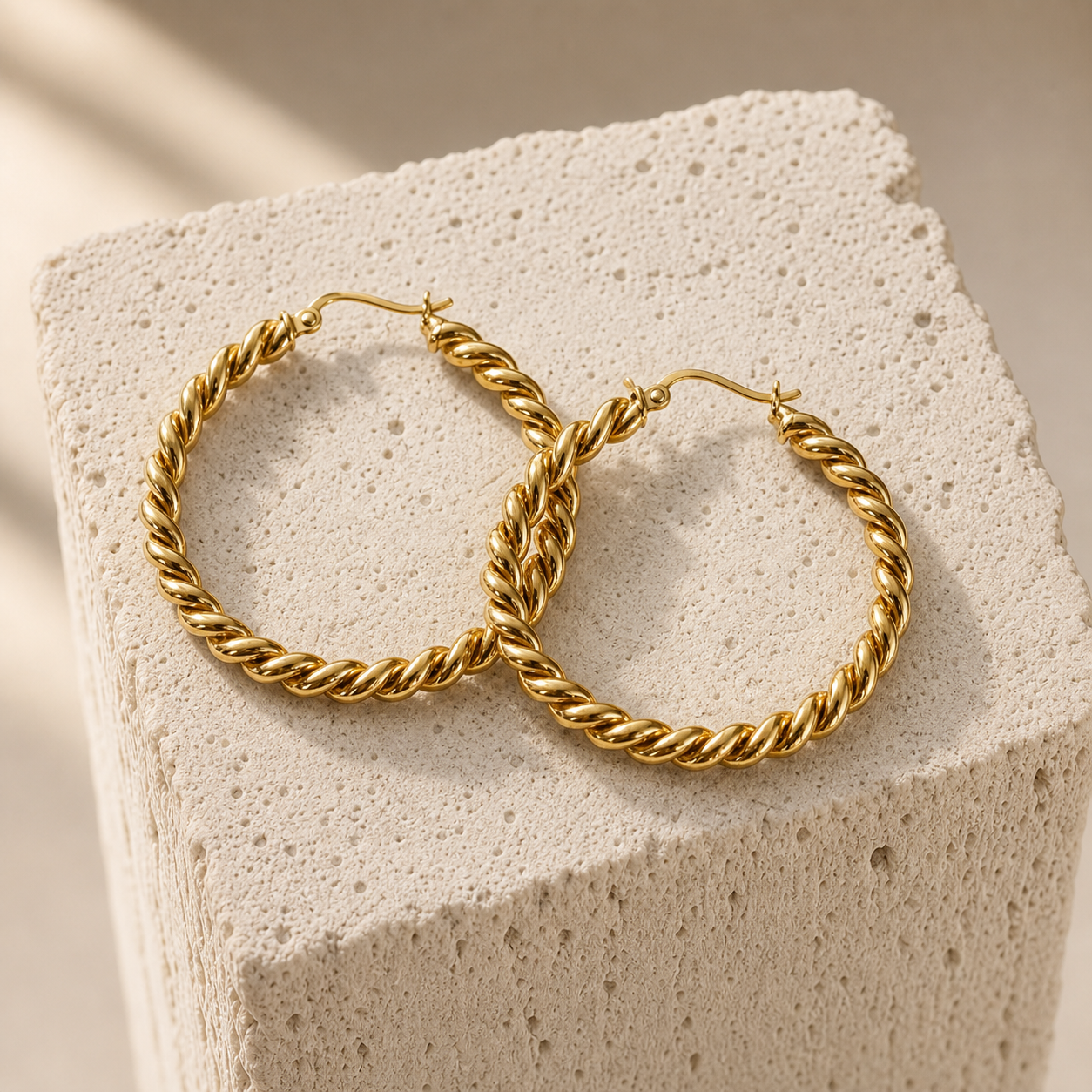LIANOA Creole 44mm gold