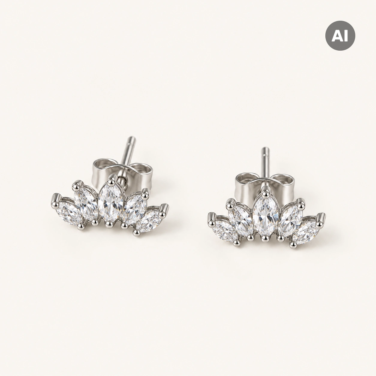 Ohrstecker mit fünf Marquise-Zirkonia in Krappenfassung, silberfarben
