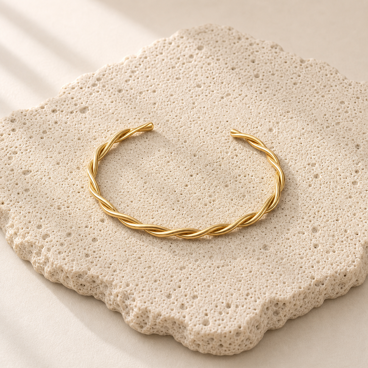 Armreif LIANOA gold