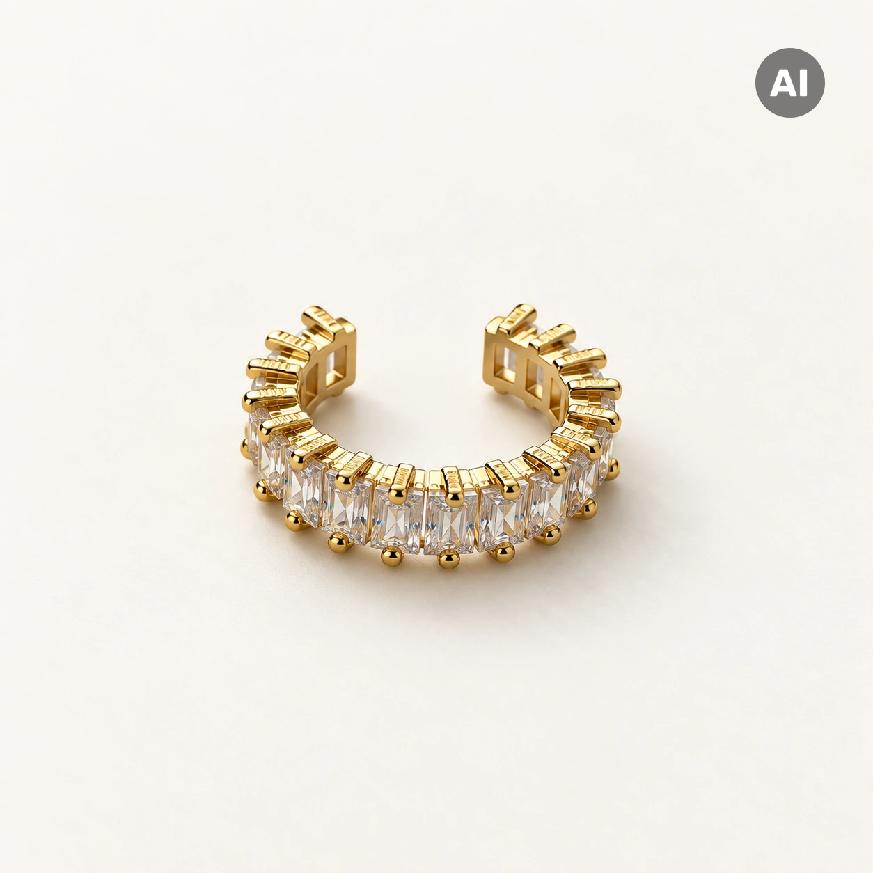 Ear Cuff mit Baguette-Besatz und Krappenfassung, goldfarben