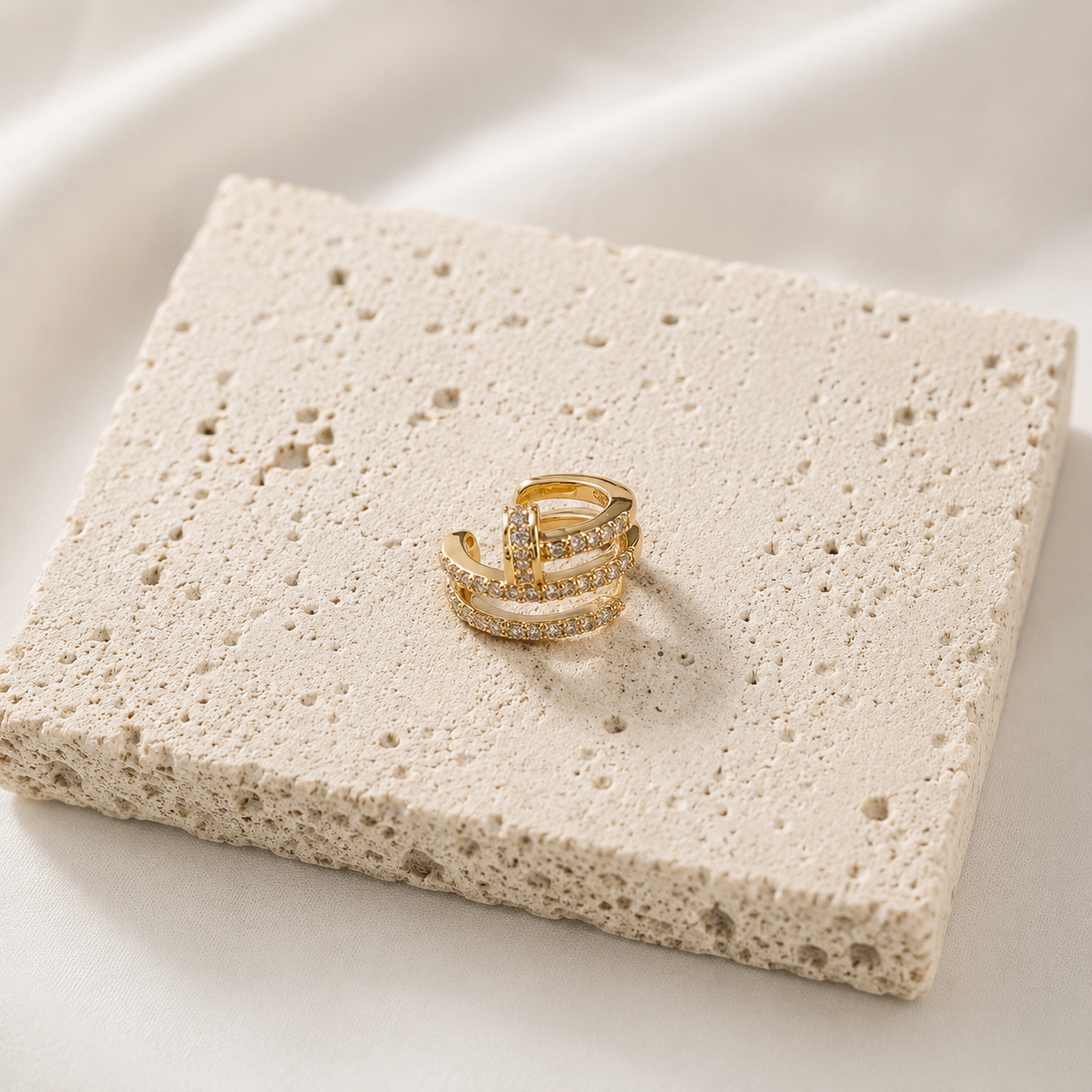 Ear Cuff Gold