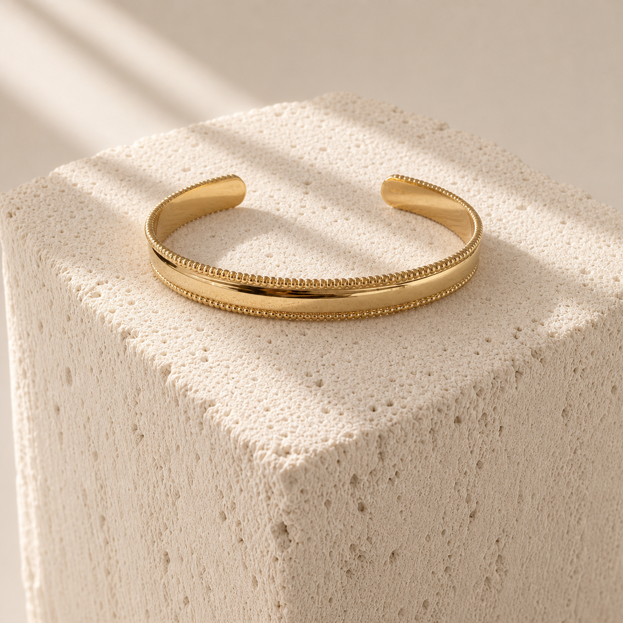 Armreif LIANOA gold