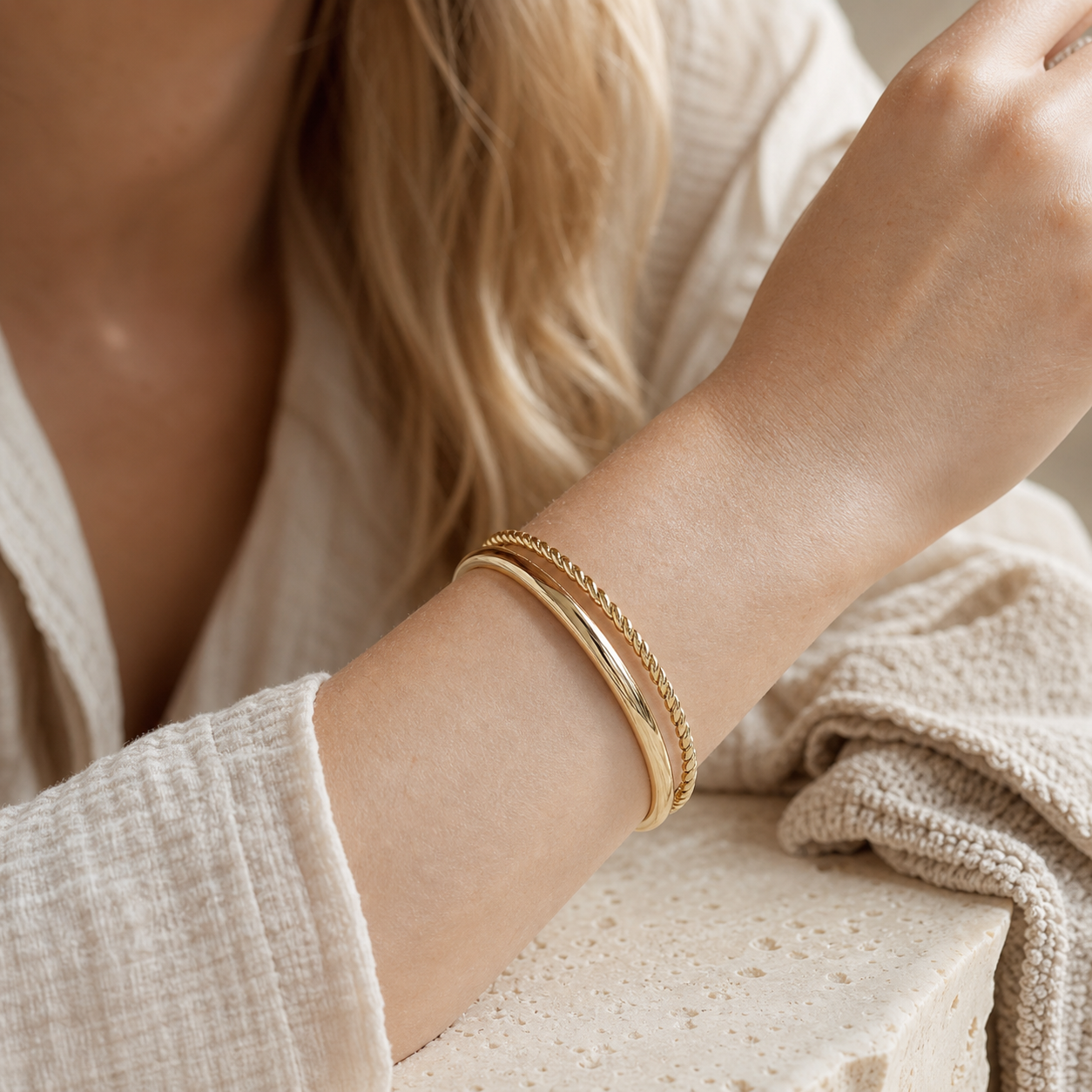 Armreif LIANOA gold