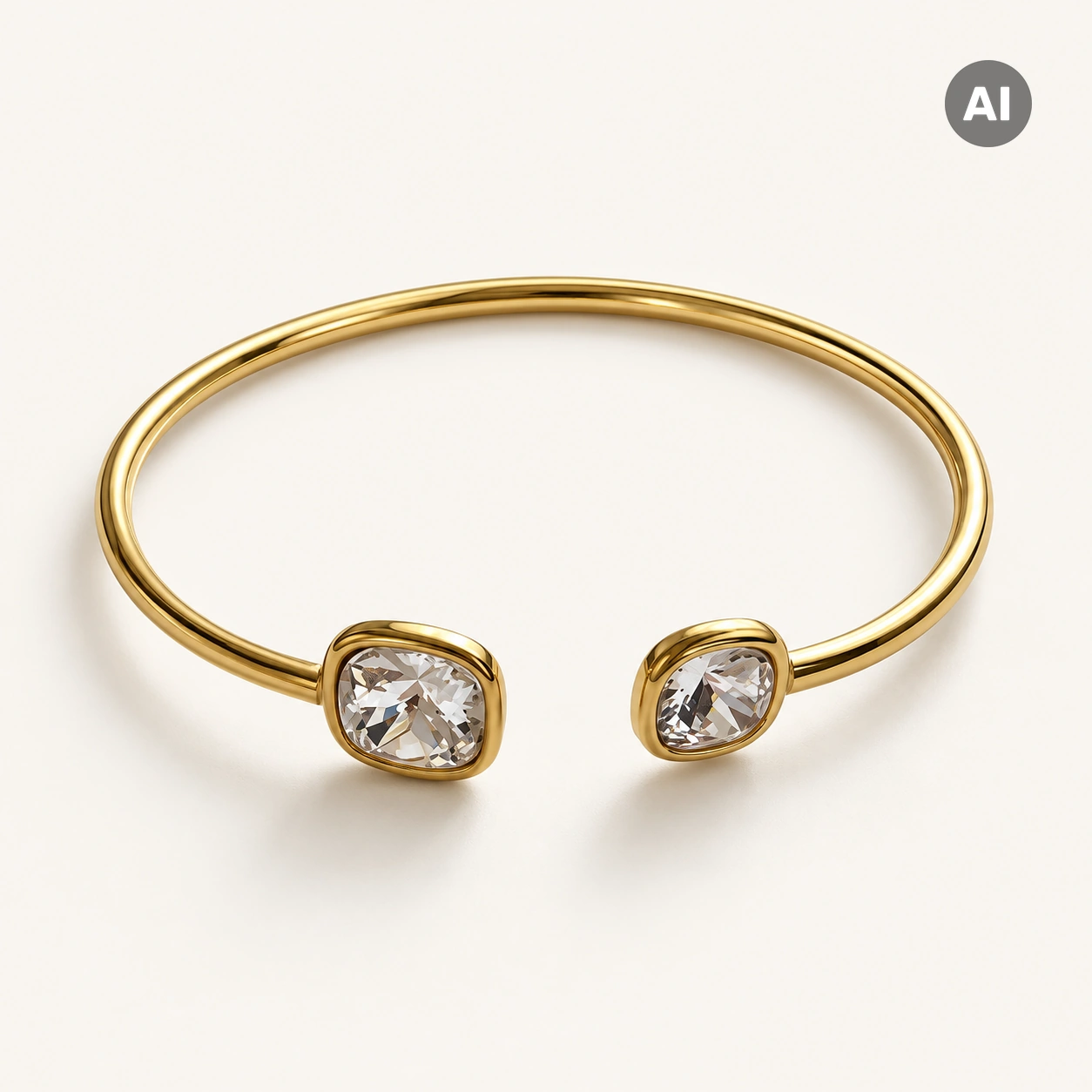 Armreif mit Zirkonia-Enden und glatter Oberfläche, goldfarben