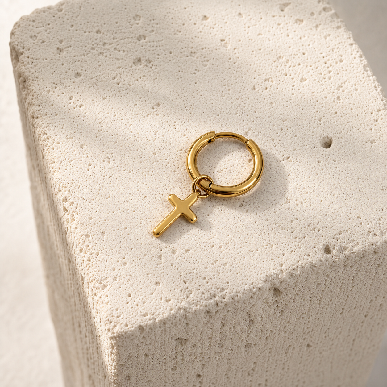 Ohrhänger LIANOA Kreuz Gold
