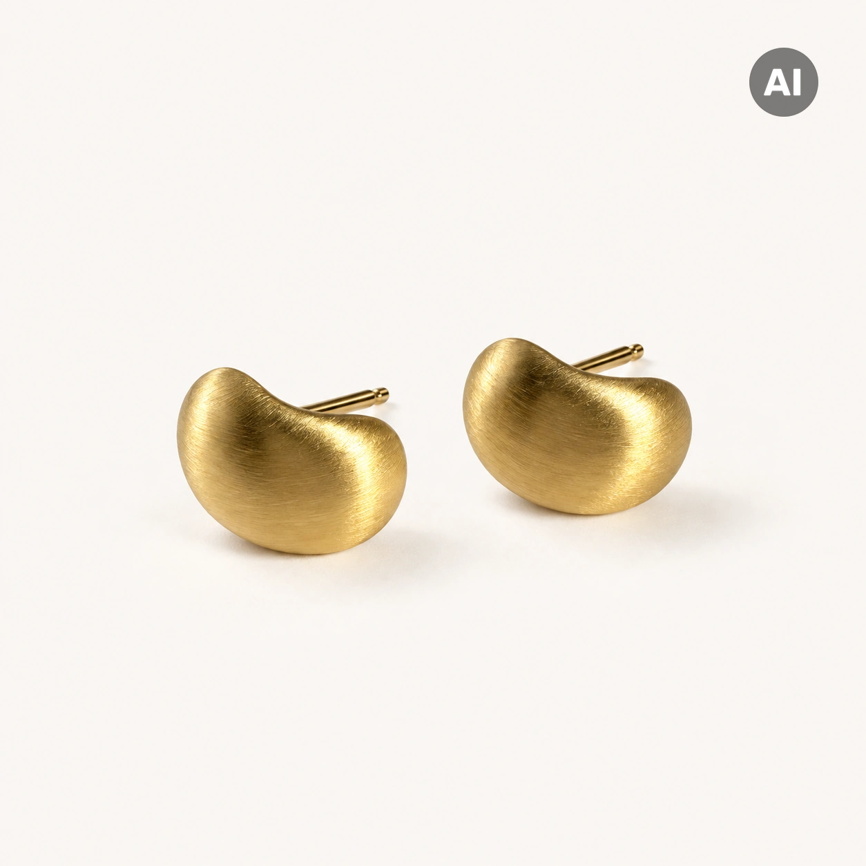 Ohrstecker mit gewölbtem gebürstetem Element, goldfarben