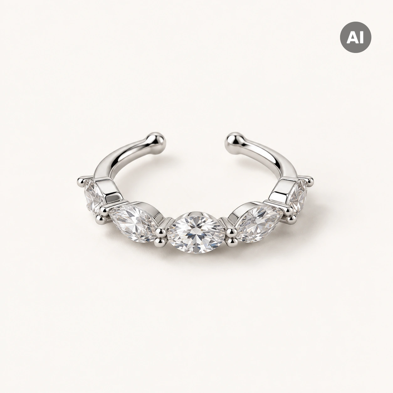 Ear Cuff mit fünf Marquise-Zirkonia und Kugelenden, silberfarben