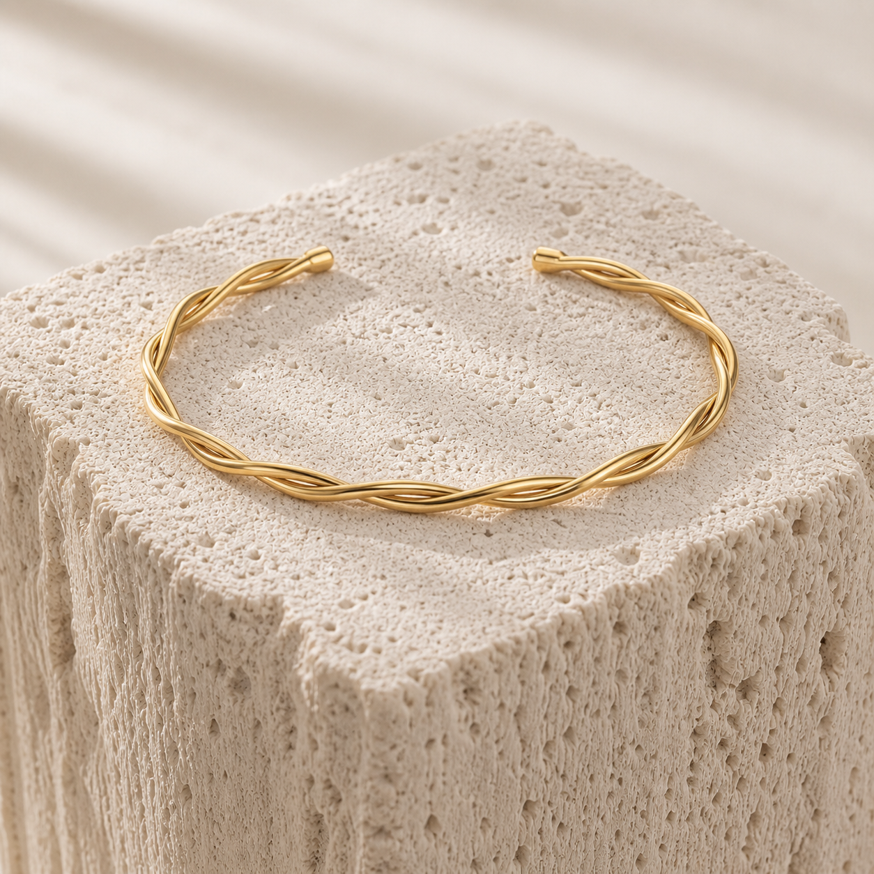 Armreif LIANOA gold