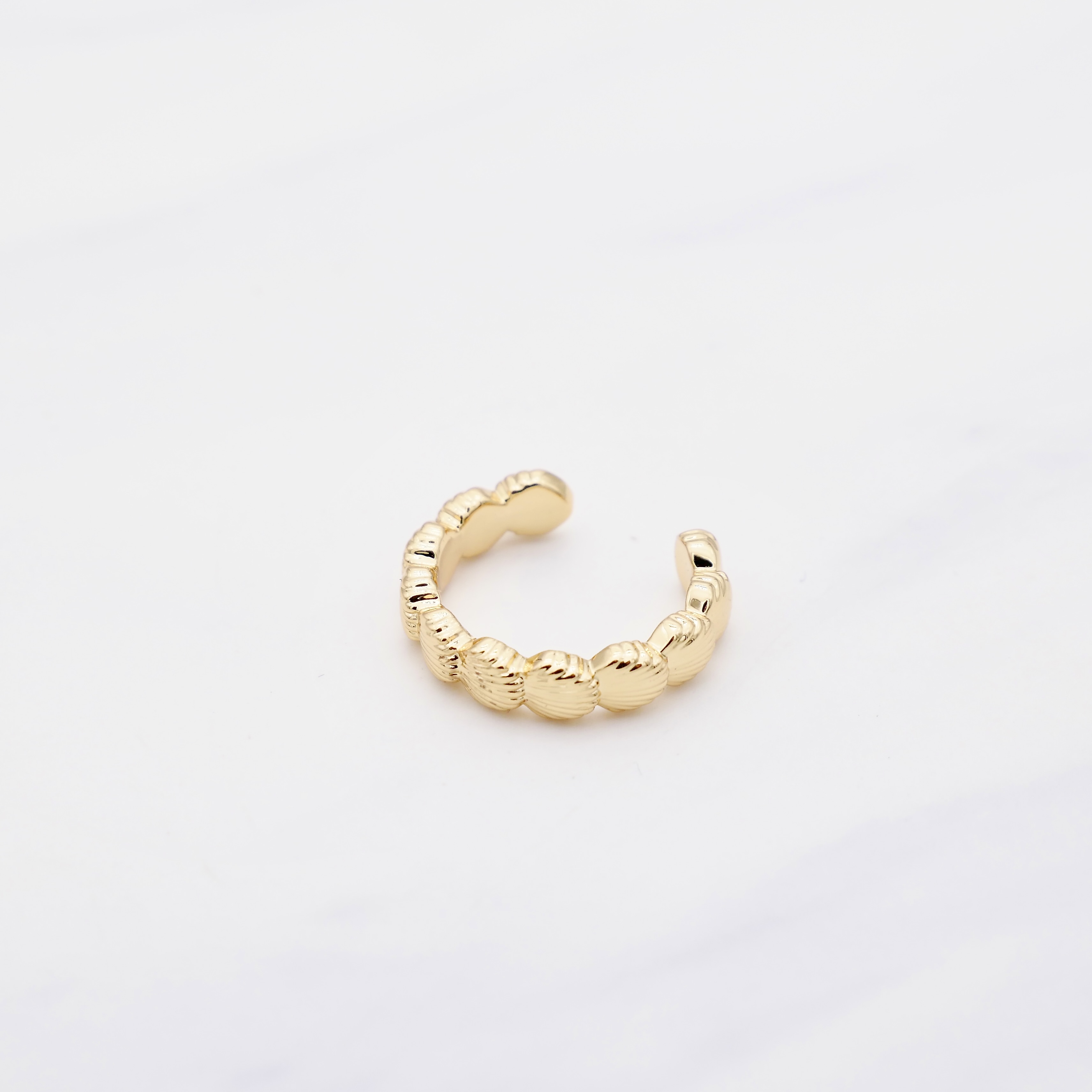 Ear Cuff Gold