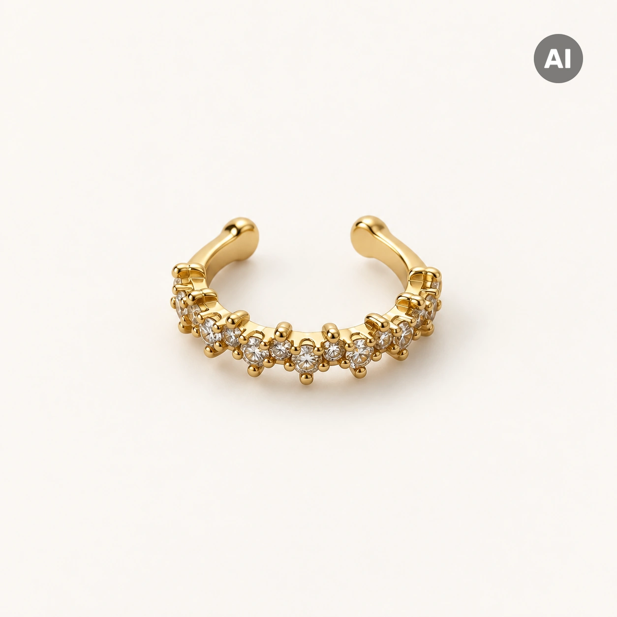Ear Cuff mit klarem Besatz und Kugelrand, goldfarben
