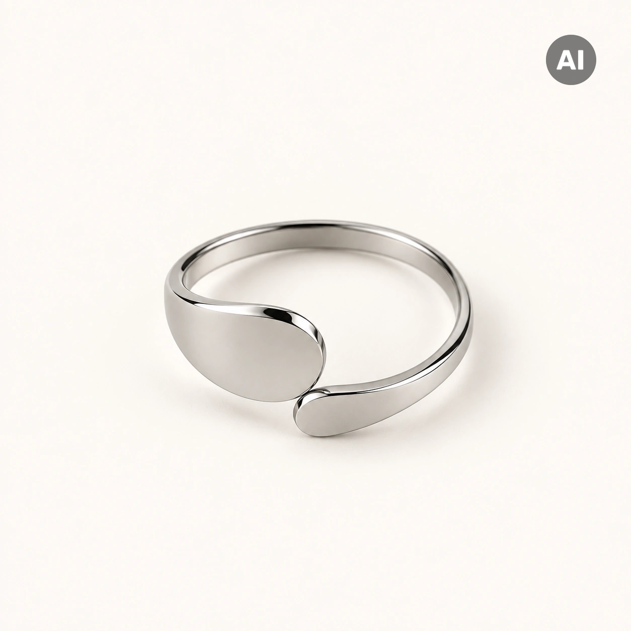 Ring mit offenem Profil und Plättchen-Enden, silberfarben